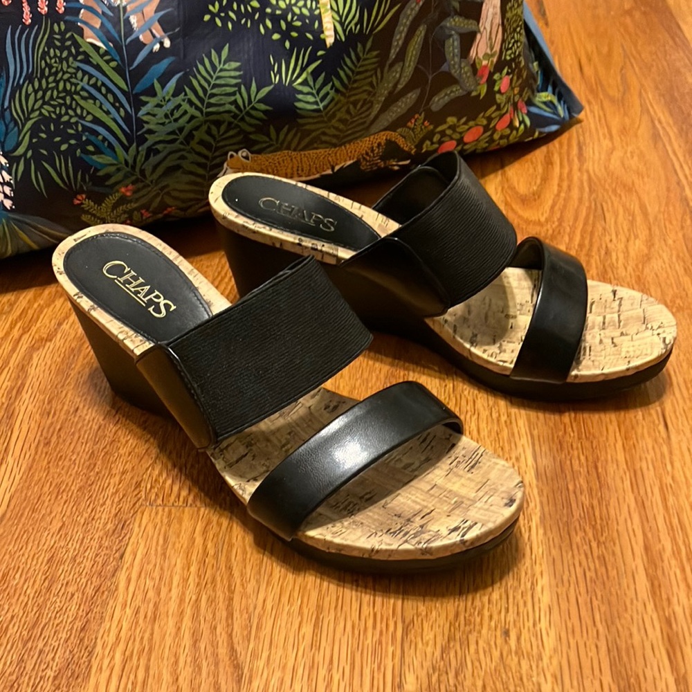 Chaps black wedges